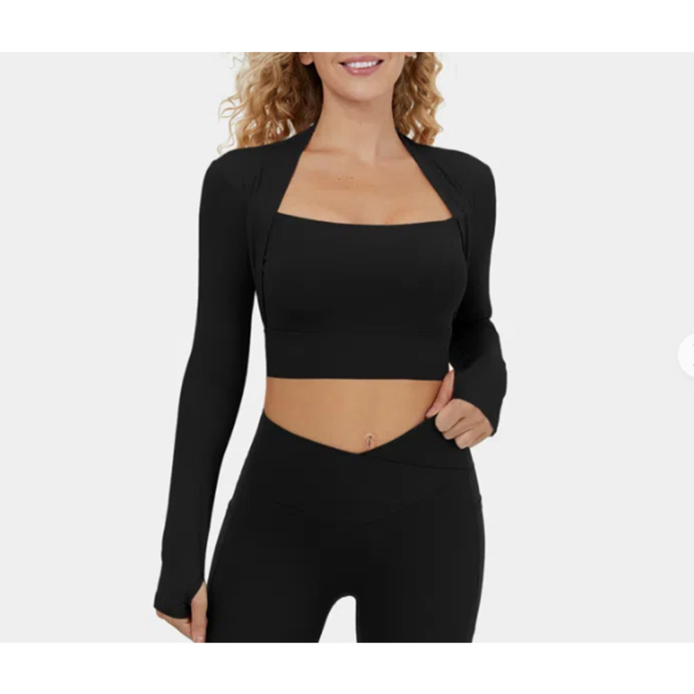 Halara Black Cloudful Air Plush Cropped Yoga Sports Top Medium NWT - Picture 1 of 11
